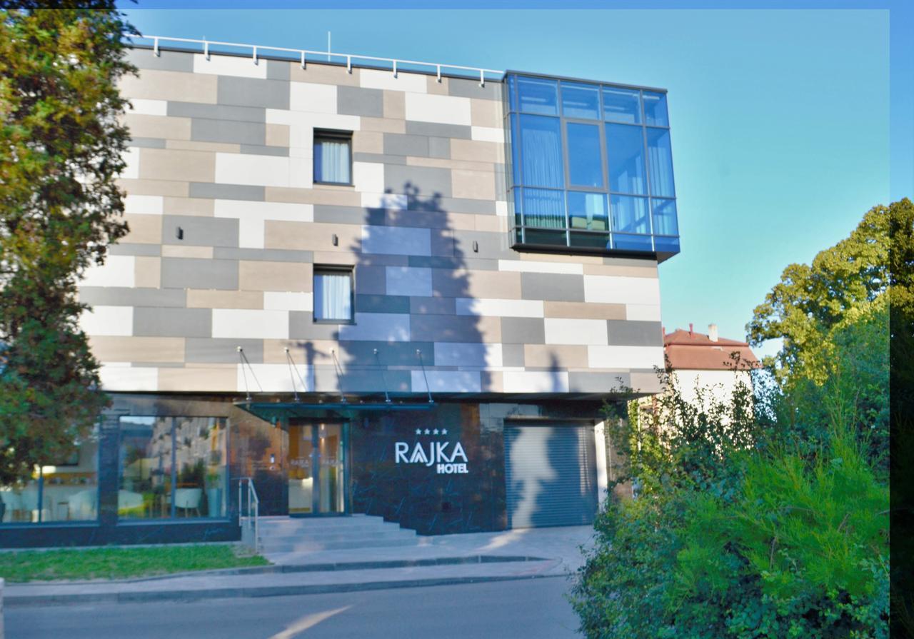 Hotel Rajka Valašské Meziříčí Zewnętrze zdjęcie